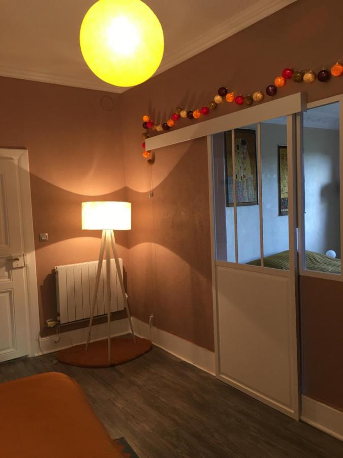 Au Relais De L'Histoire Gite Classe 4 Etoiles Oberbronn Esterno foto