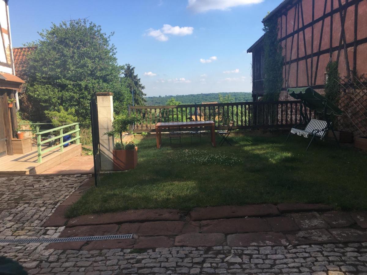 Au Relais De L'Histoire Gite Classe 4 Etoiles Oberbronn Esterno foto