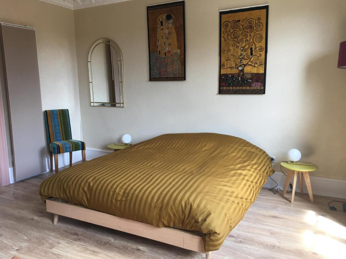 Au Relais De L'Histoire Gite Classe 4 Etoiles Oberbronn Esterno foto